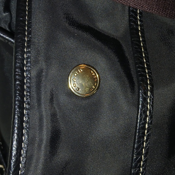 Coach Ellis Weekender - Picture 4 of 13